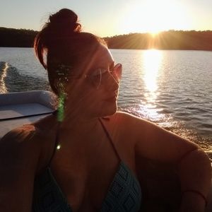 Meet your Posher, Krissy